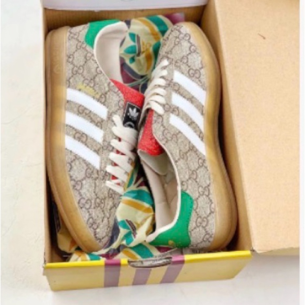 Adidas and Gucci mashup Beige and Red Sneakers with Green Accents